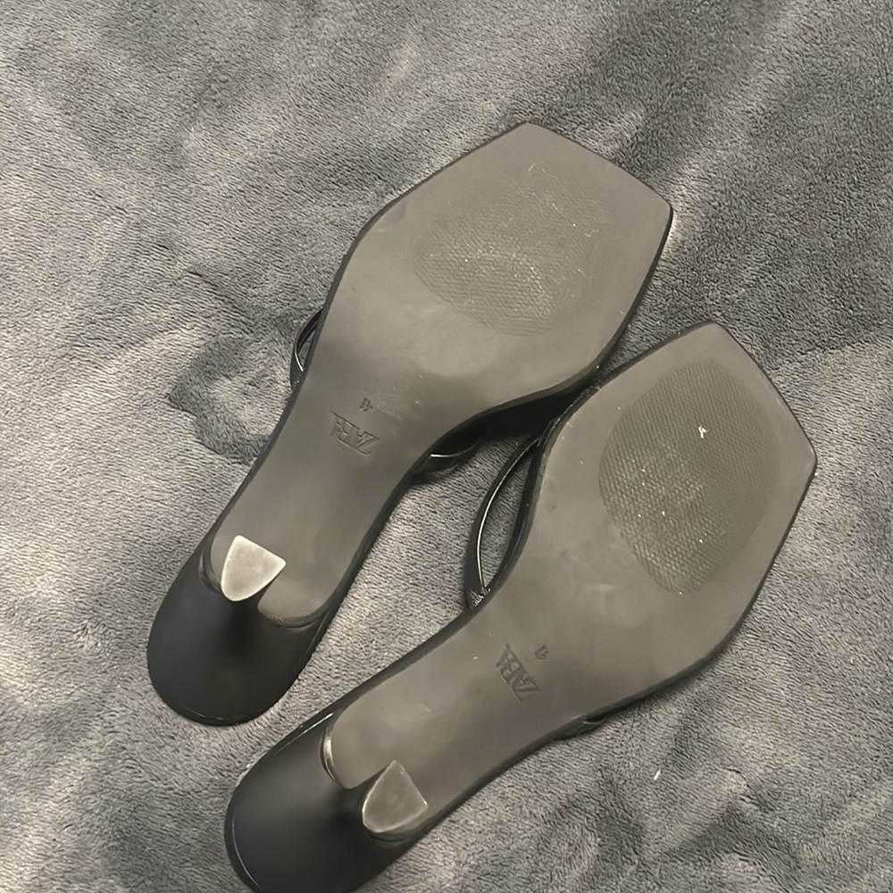 Never worn Zara heels - Picture 2 of 3